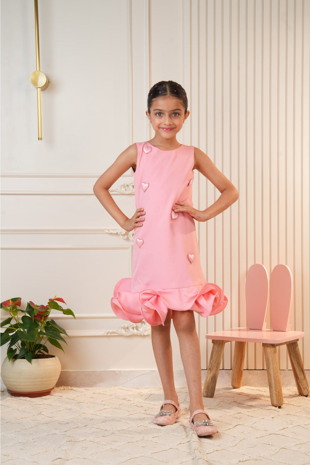 Pink frill dress with hearts